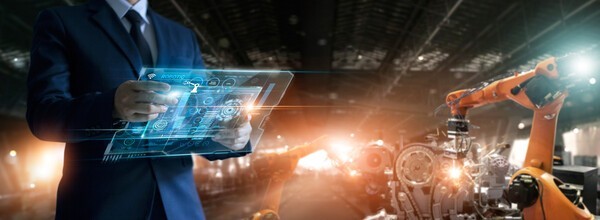 한국인더스트리4.0협회 박한구 명예회장은 “‘GPU 더 많이 구매하기’에서 ‘쓸 줄 아는 능력 갖추기’로 방향을 바꿔야 한다”고 조언했다. [사진=gettyimage]<br>